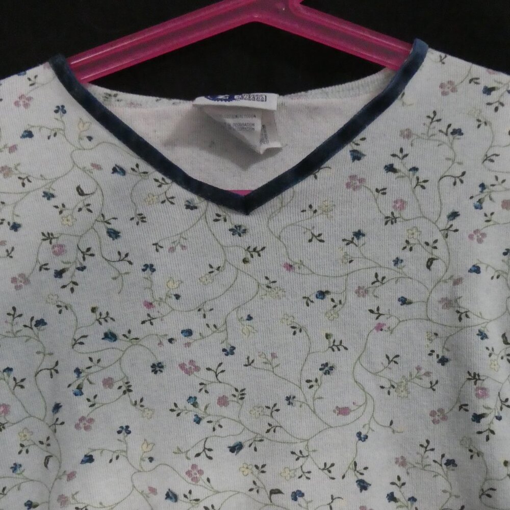 ARIZONA JEAN COMPANY | medium (10-12) girls | White Cotton Floral Tee / T-Shirt
